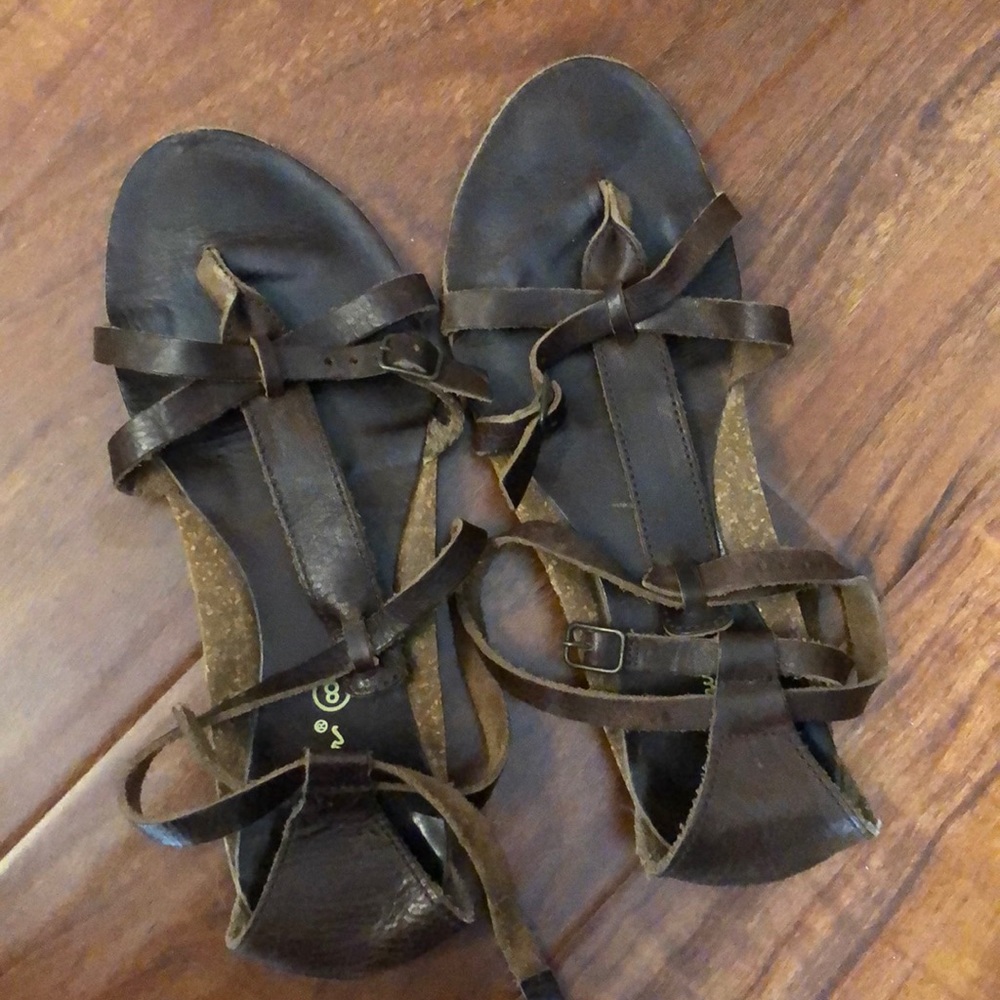 Eddie Bauer Brown LeATHER sandals
